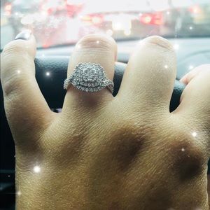1ctw Diamond Halo Engagement ring